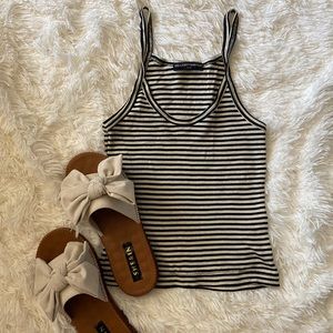 Brandy Melville crop top